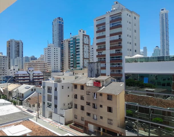 Balneário Camboriú的民宿