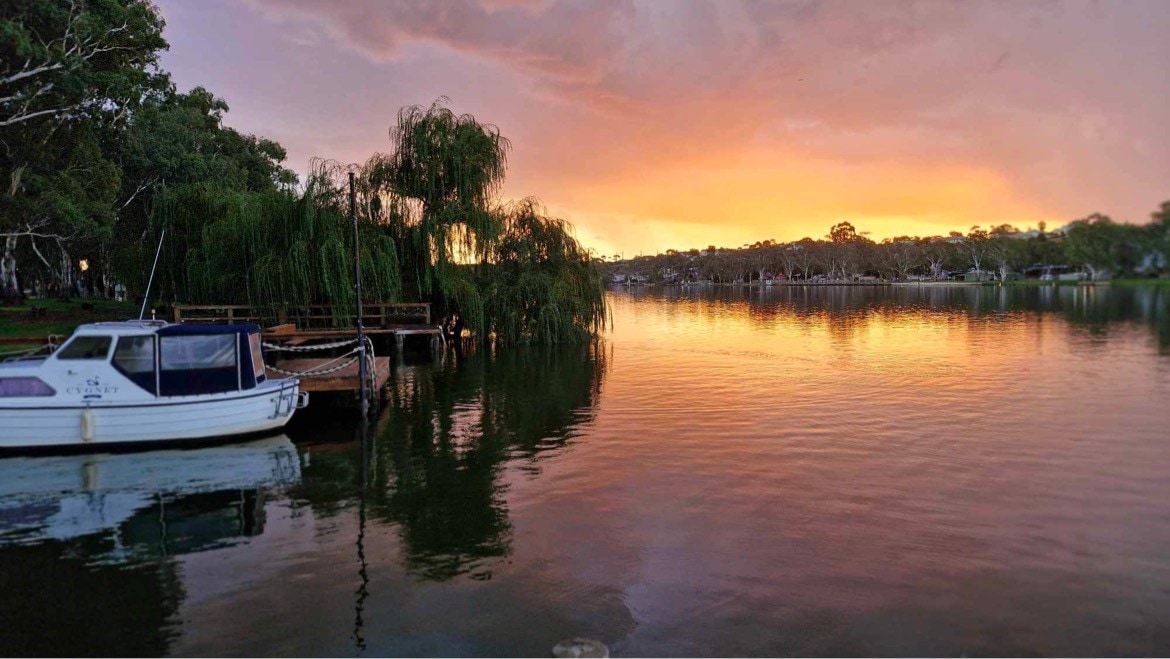 Mannum, 
Shangri-La