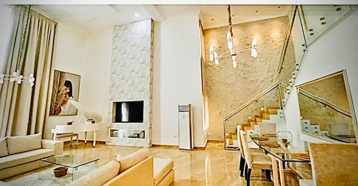Detailed 4bedroom penthouse