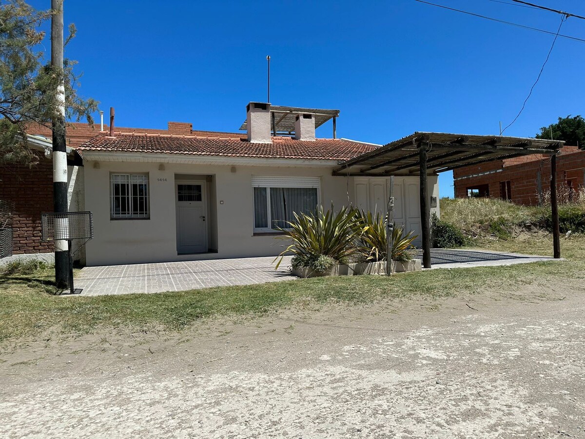 Casa a una cuadra del mar