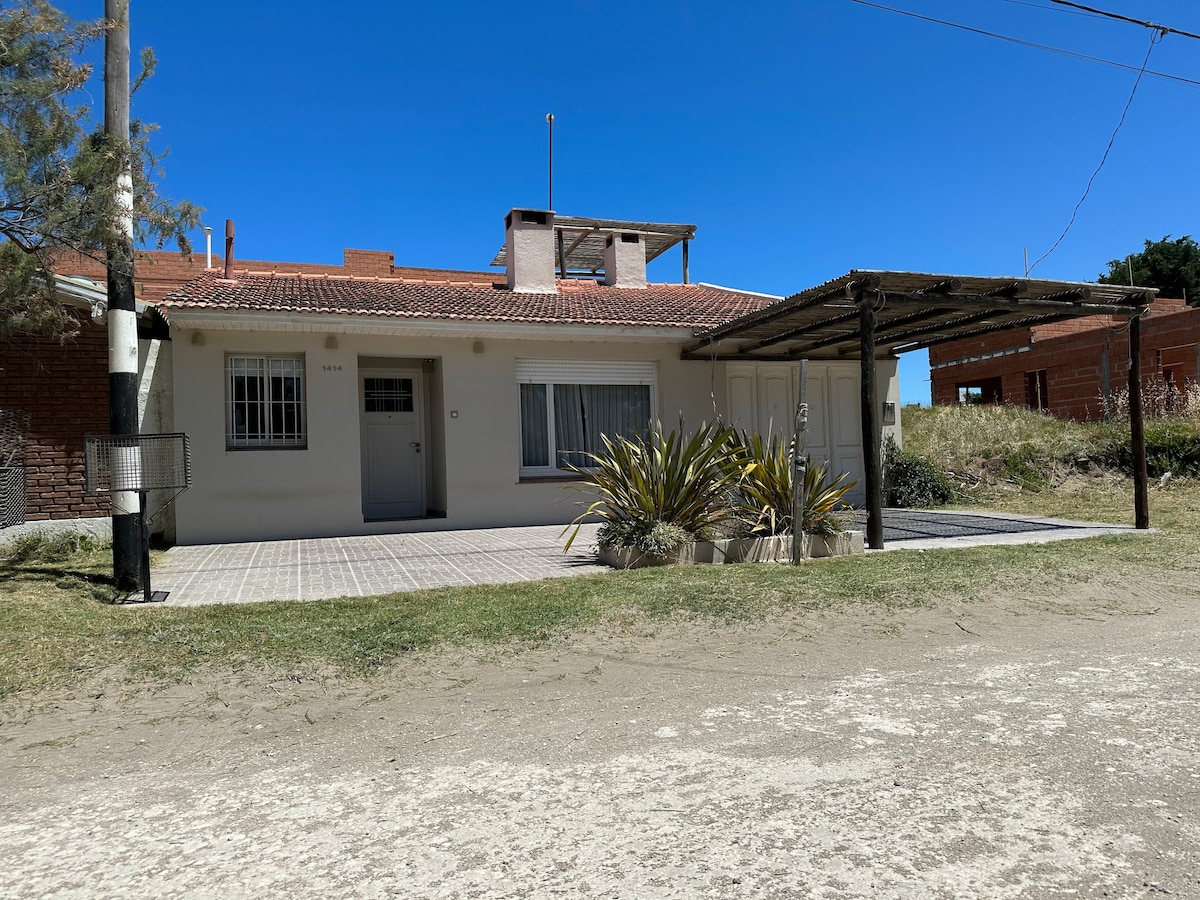 Casa a una cuadra del mar