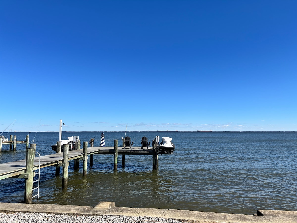 Peaceful Waterfront Home in Annapolis 3BR 2BA.