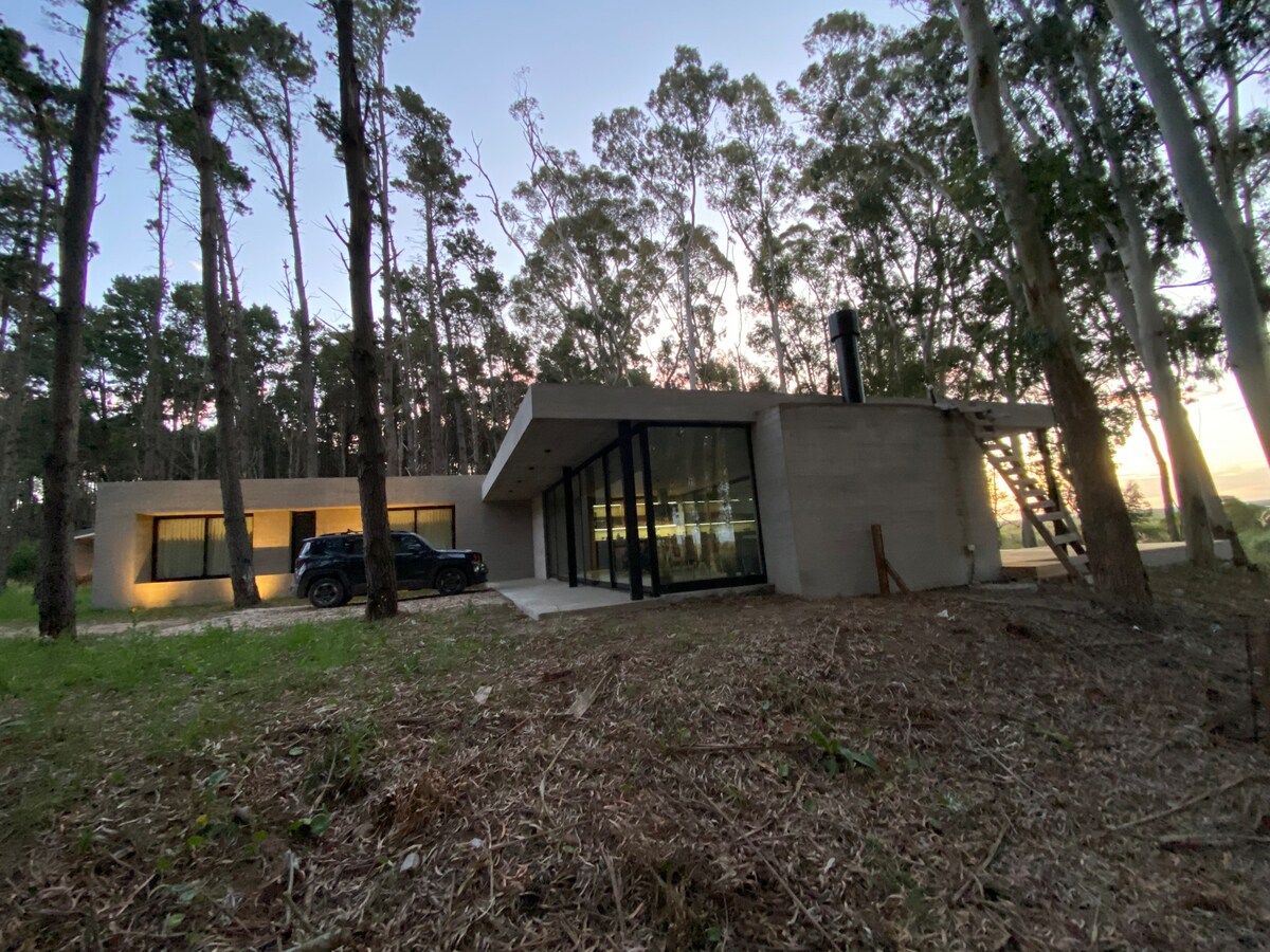 Confortable casa en el bosque.