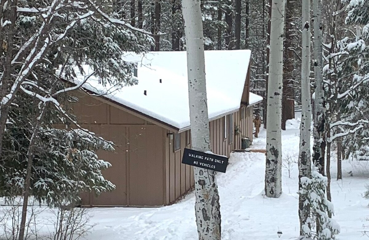 The Aspen Lodge Bunkhouse