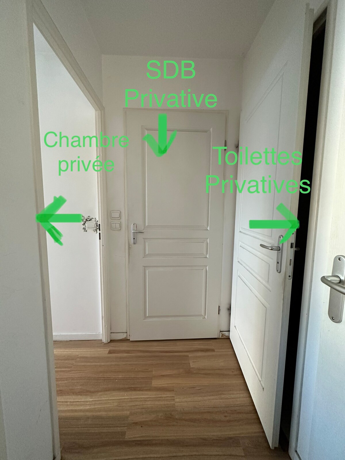 Chambre spacieuse / SDB privée /10 min de Paris
