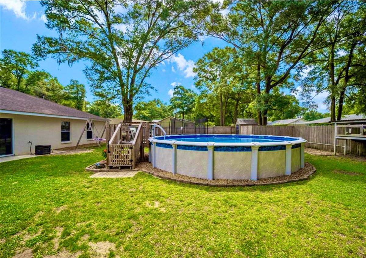 3BR pool house minutes from WEC!