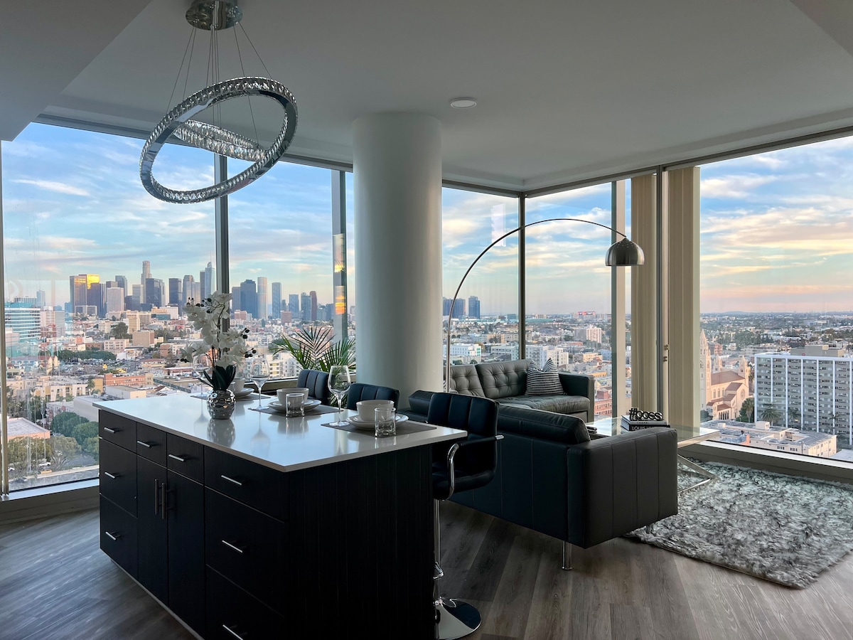 Penthouse LA 2bed/2bath [Corner Unit | Sky Suite]