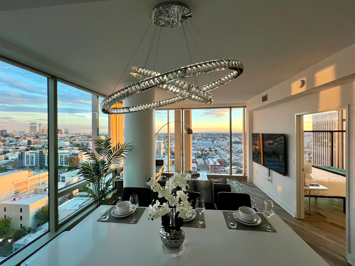 Penthouse LA 2bed/2bath [Corner Unit | Sky Suite]