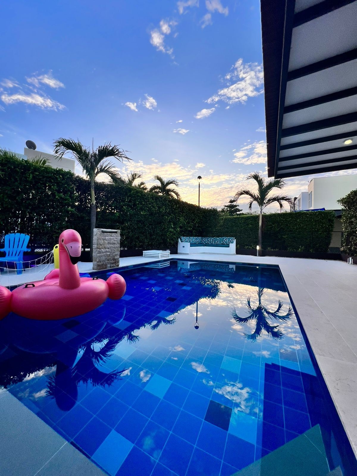 Hermosa casa, piscina privada, jacuzzi