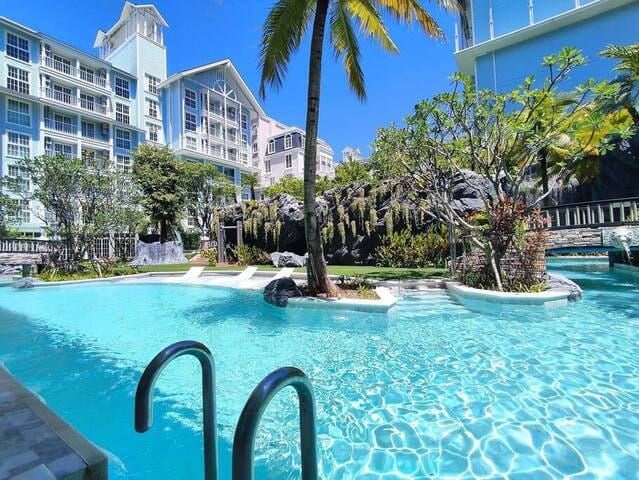 Private Beach, panoramic waterscape-florida condos