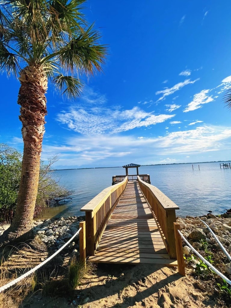 Jensen Beach home off the Inter-coastal Waterway