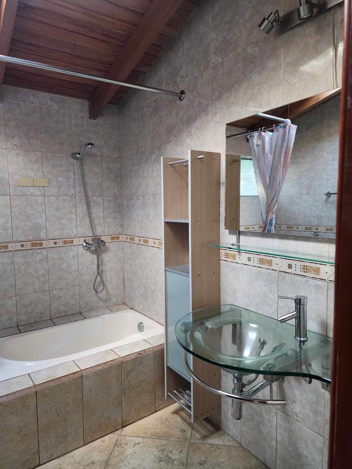 Hermosa suite en Cumbayá