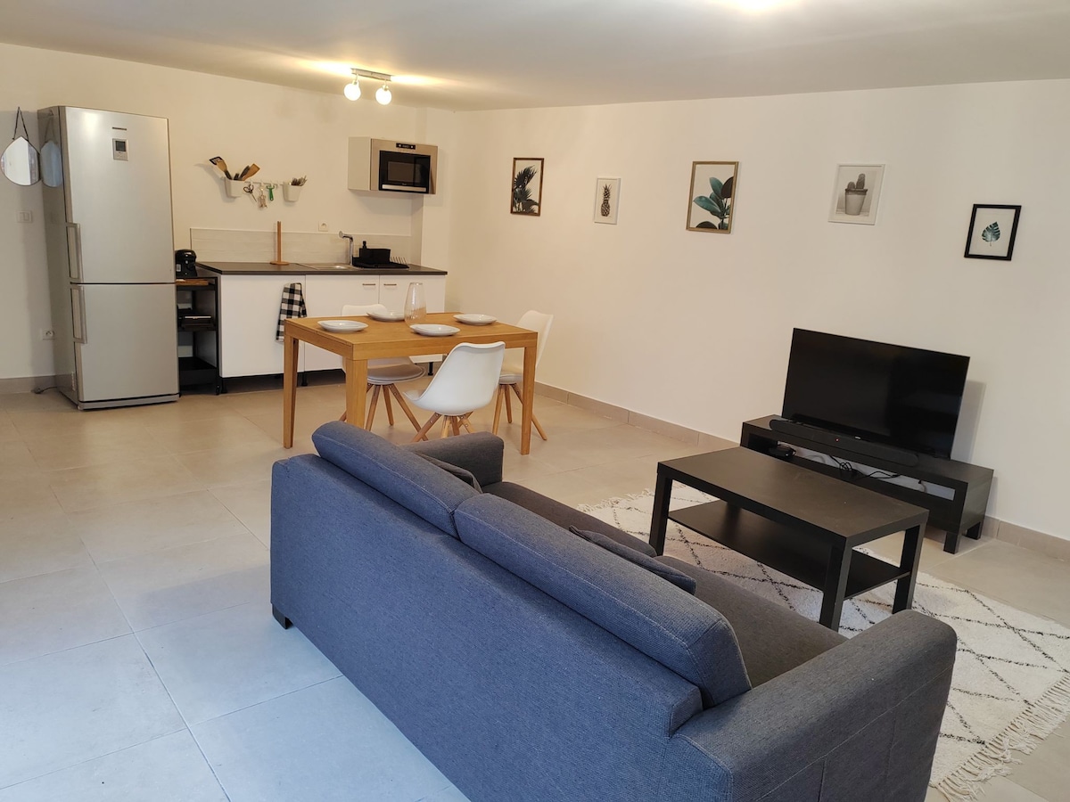 Appart Cosy, 15 min Paris, Parking Calme Extérieur