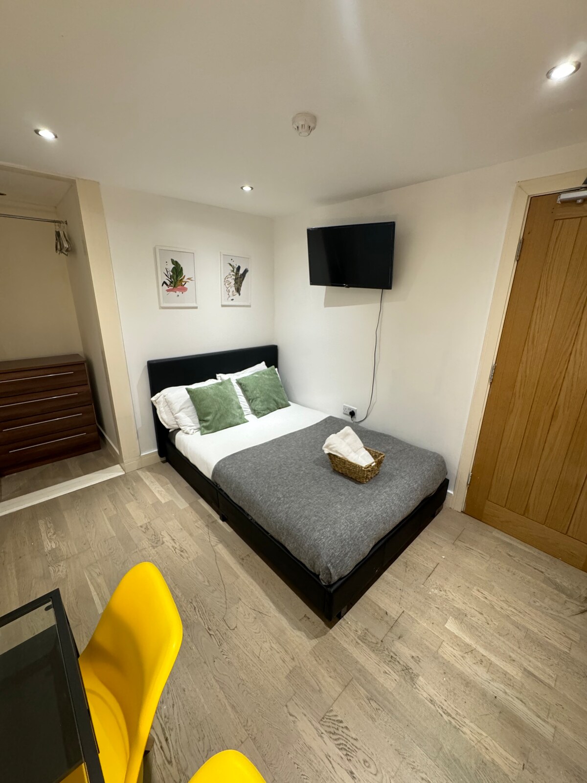 Cozy En-suite near Stratford