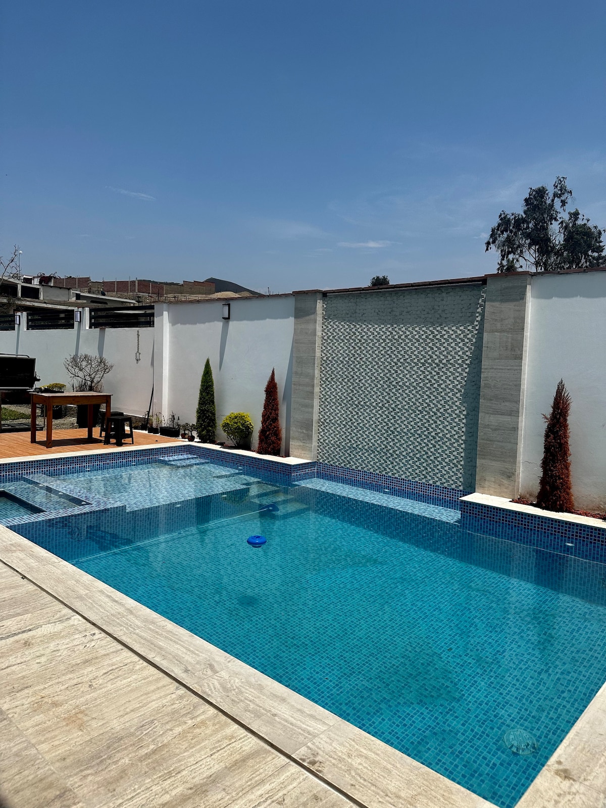 Hermosa casa de estreno con piscina privada