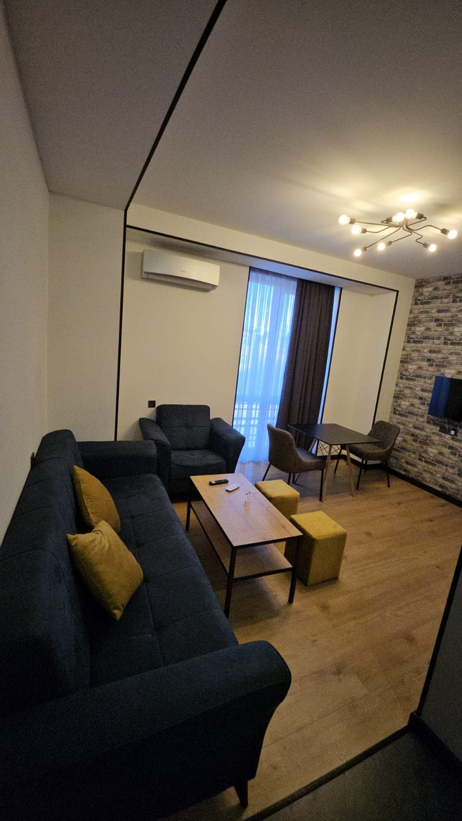 Simple 1-bedroom apartment