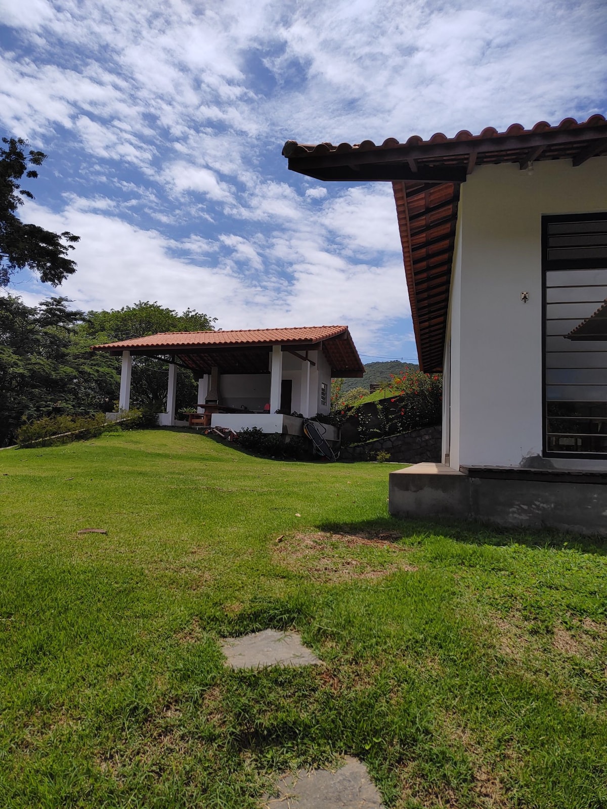 Casa em Miguel Pereira, RJ, com vista magnífica.