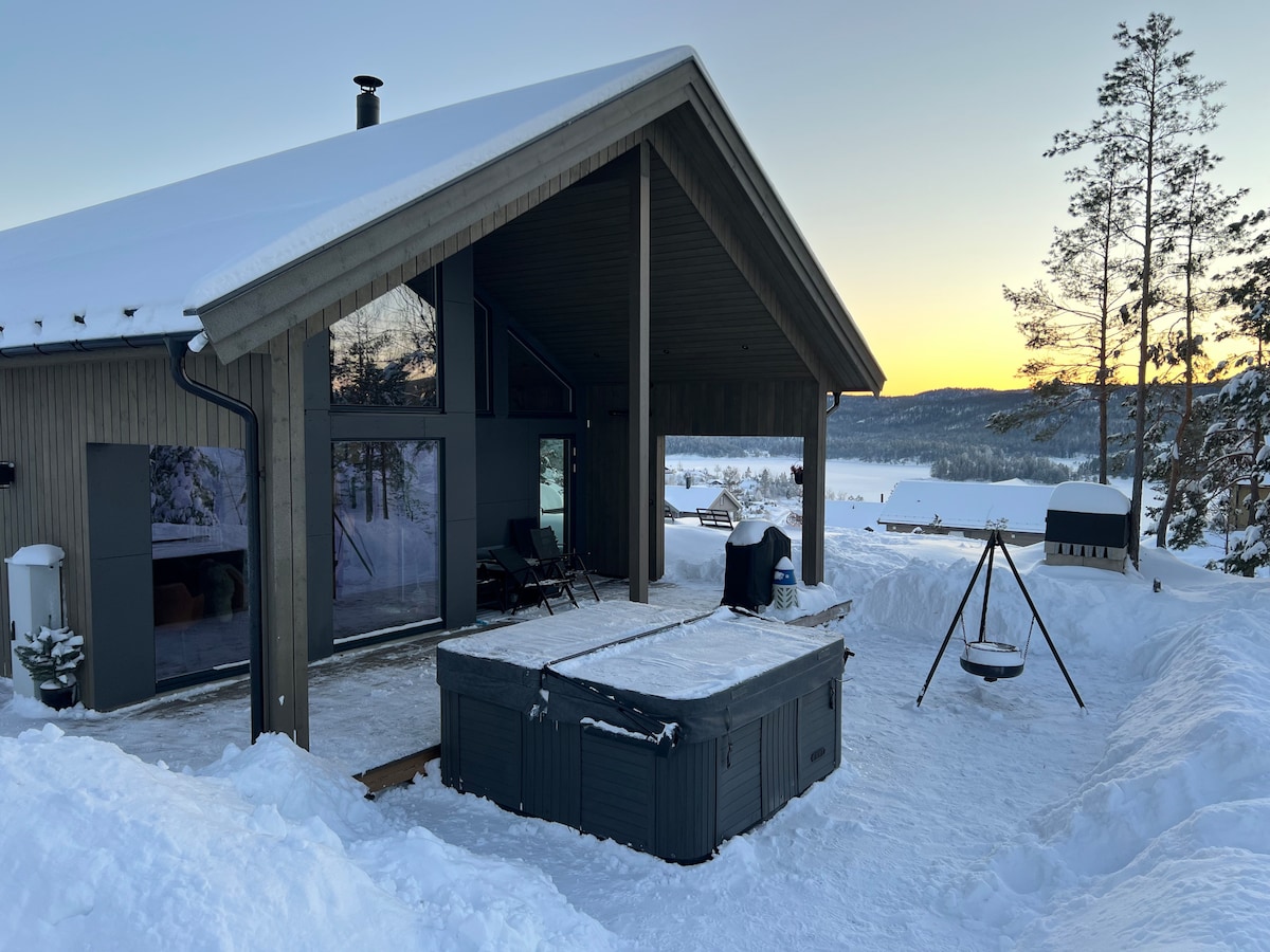 Hytte med 10 sengeplasser og jacuzzi