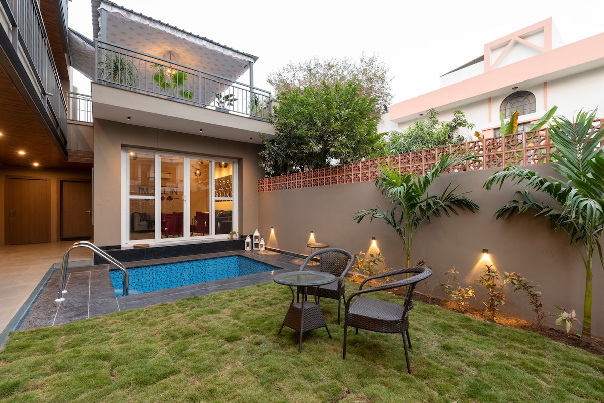 The Deck -exquisite 4 bedroom villa in city centre