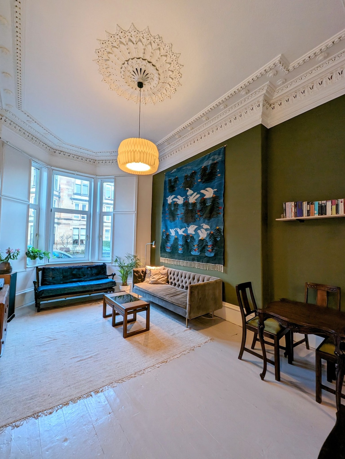 Elegant Victorian apartment in Pollokshields