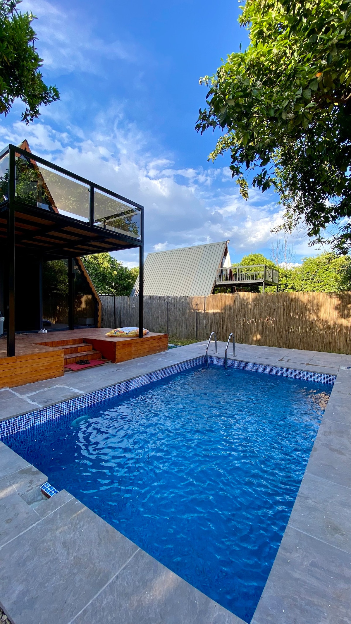 Cozy Fancy Duplex Bungalow with Huge Garden &Pool