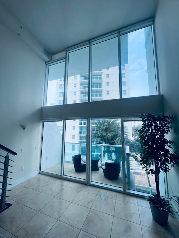 Downtown/ 2 Story Loft/ Brickell/ No Cleaning Fee