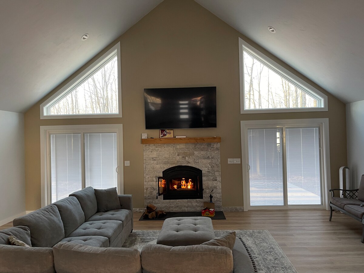 Modern Cabin in Northern WI