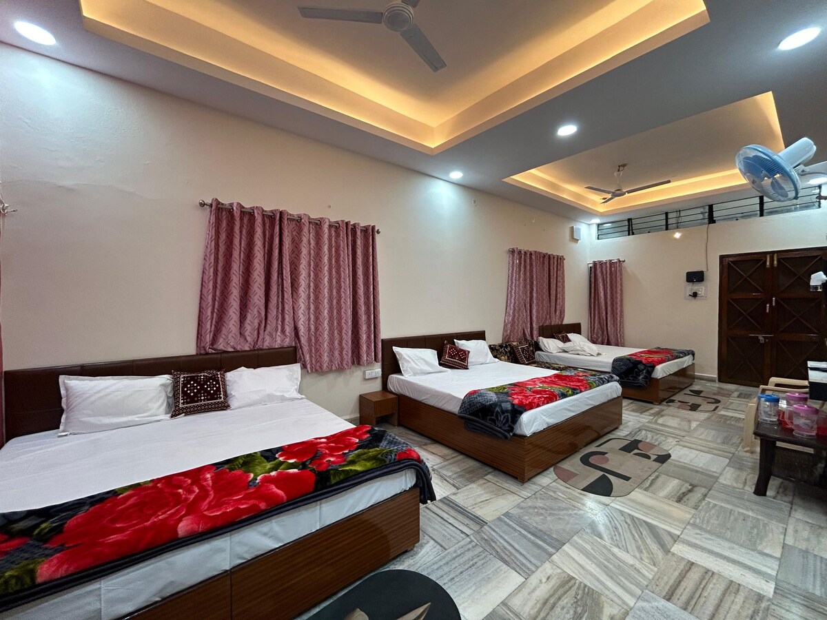 Premium Villa Aashirwad Residency 16+ Guests