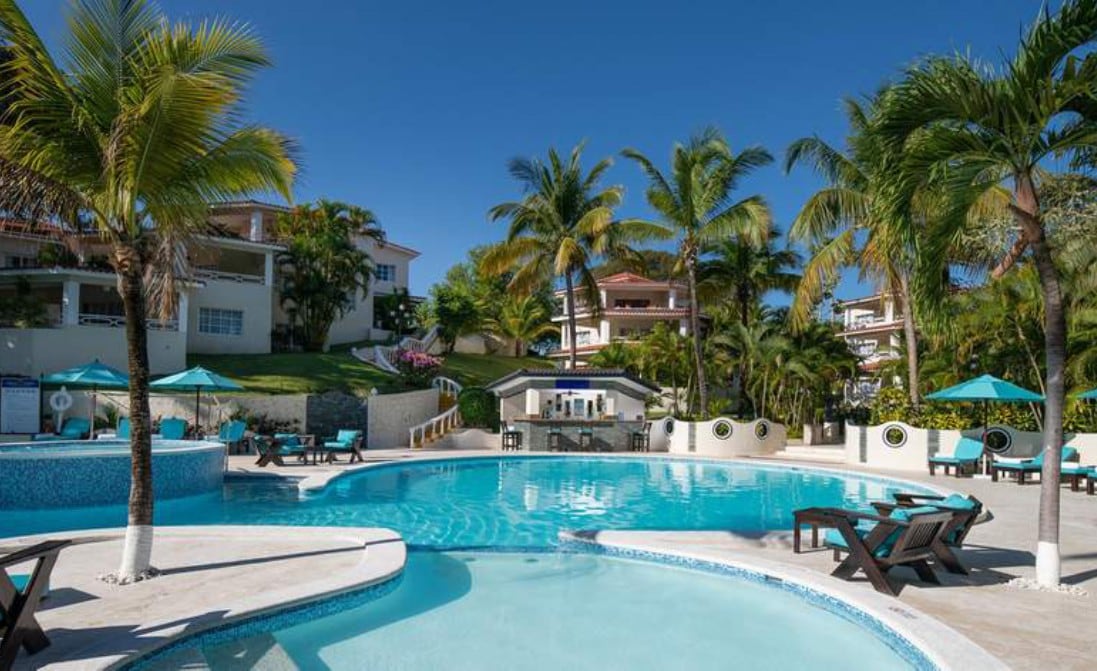Tropical 1BR Suite at VIP All-Inclusive Resort
