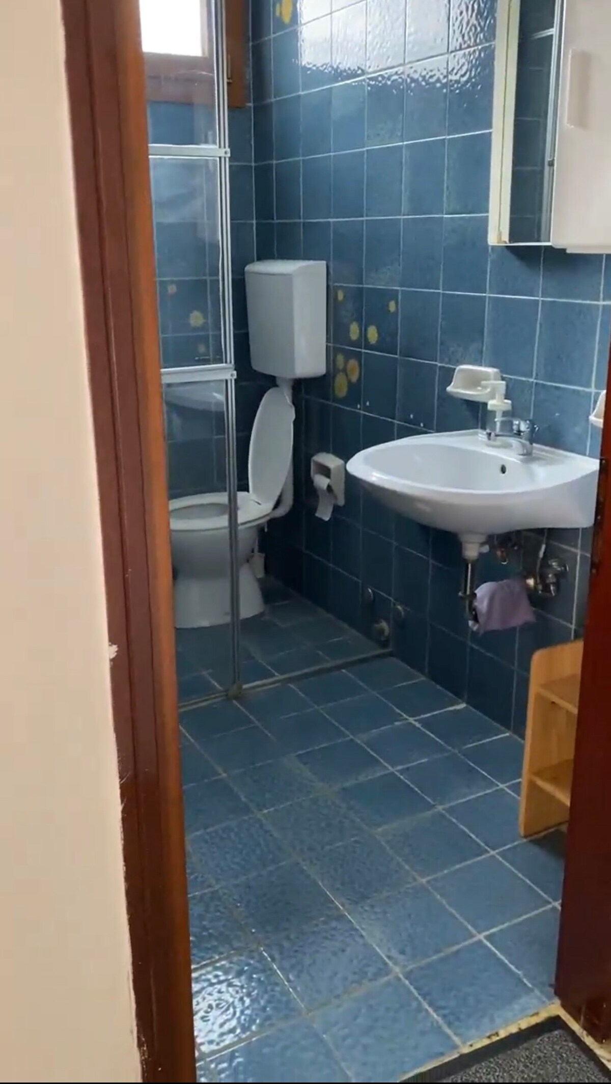single room with private WC