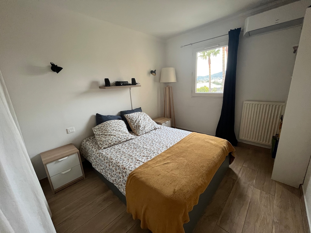 Appartement cosy proche Cannes