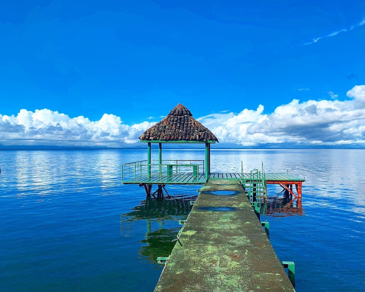 Lakefront house in Ometepe. Casa San Ramon