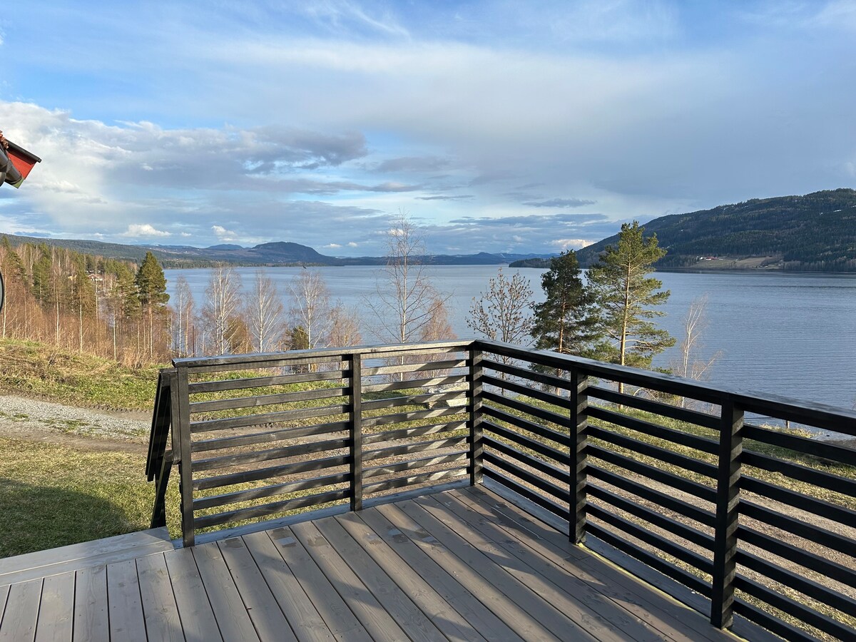 兰兹峡湾（ Lake Randsfjorden ）的田园风格小木屋！