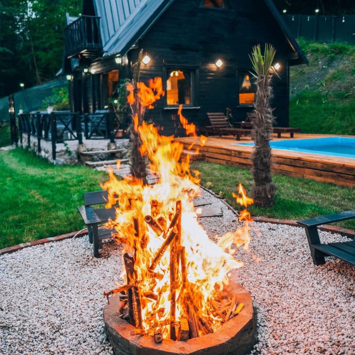 Müstakil, Sıcak Havuzlu Bungalov