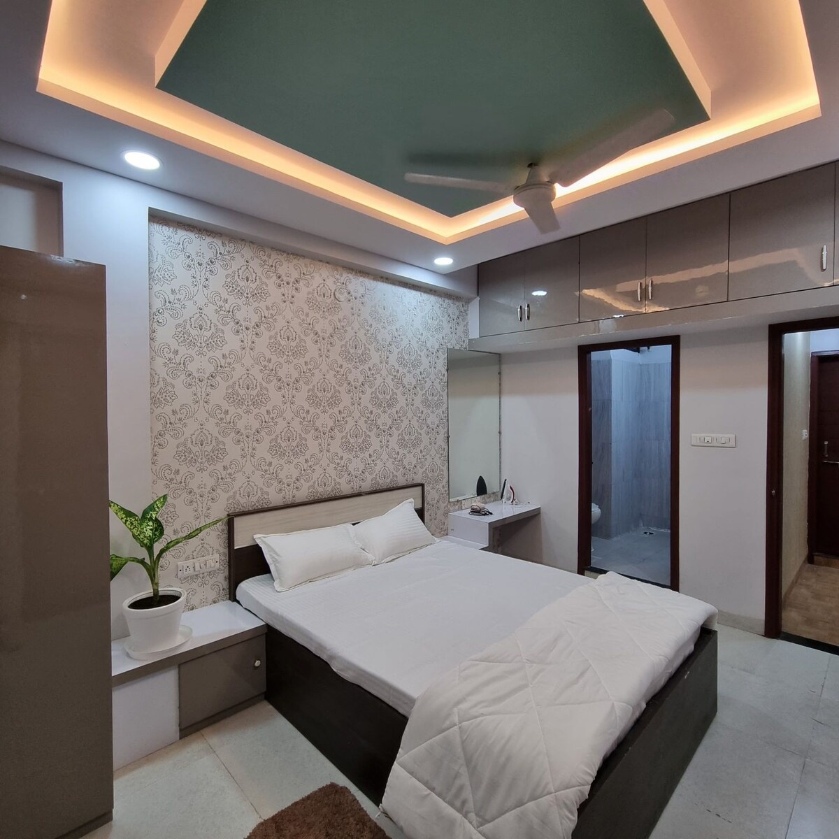 Leela homestay Indore Orchid-1 B. H.豪华房源