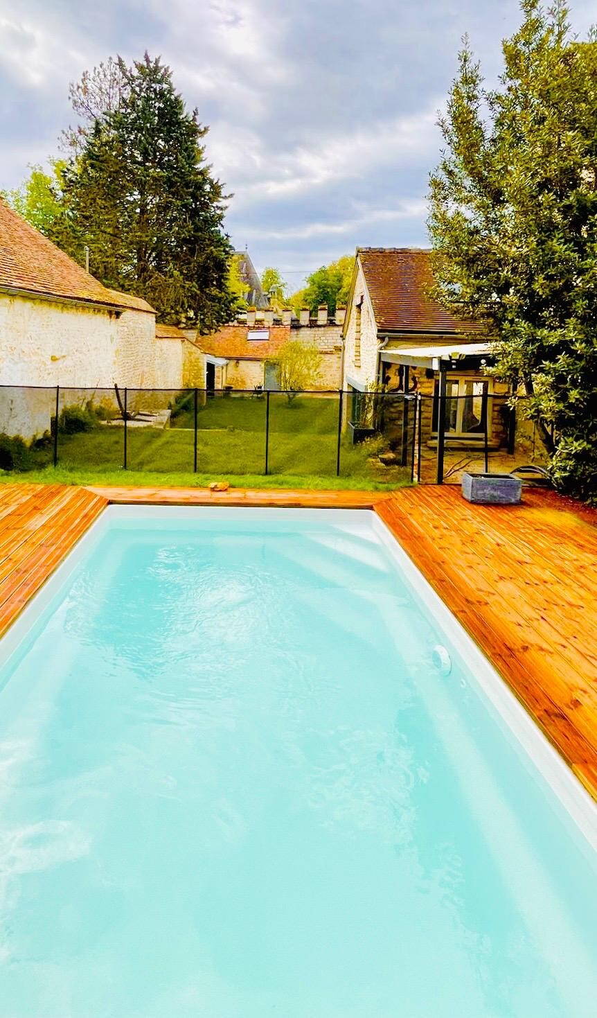 Charming house, pool & jacuzzi (Golf and forest)