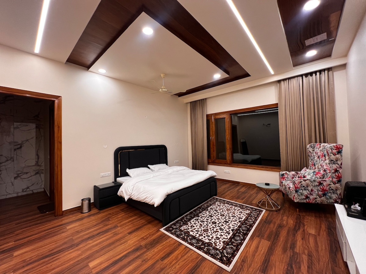 Fillow Casa, Gurgaon ， 5卧室7张双人床