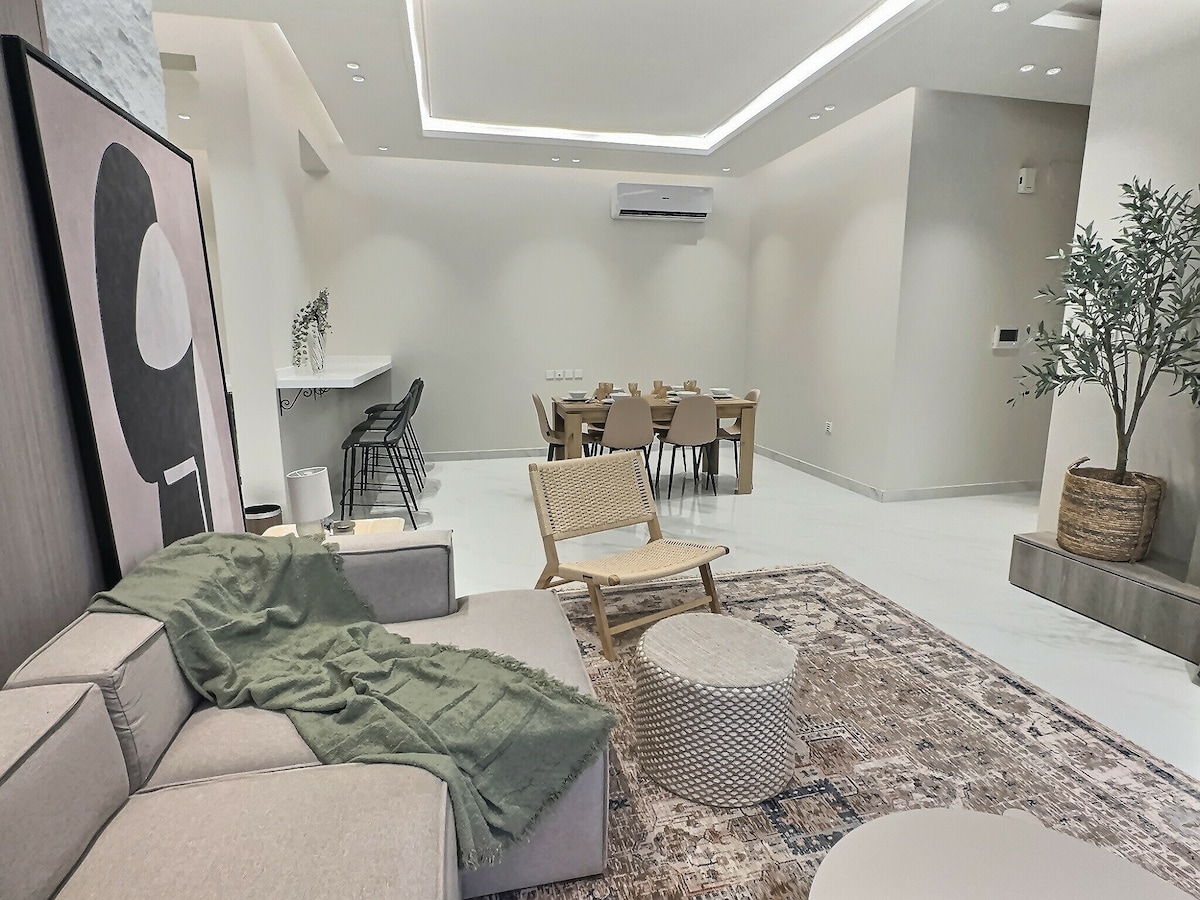 Olive Oasis ，位于阿卜杜勒阿齐兹国王路（ King Abdulaziz Rd ）的5星级3卧室公寓
