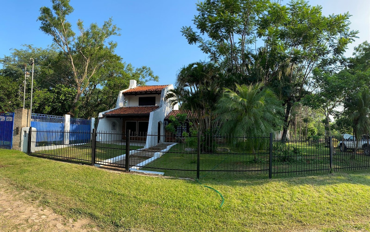 Casa estilo Mediterraneo en San Bernardino