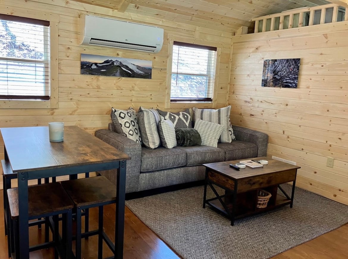 Hill Haven | Tiny + Secluded RRG Cabin | Hot Tub