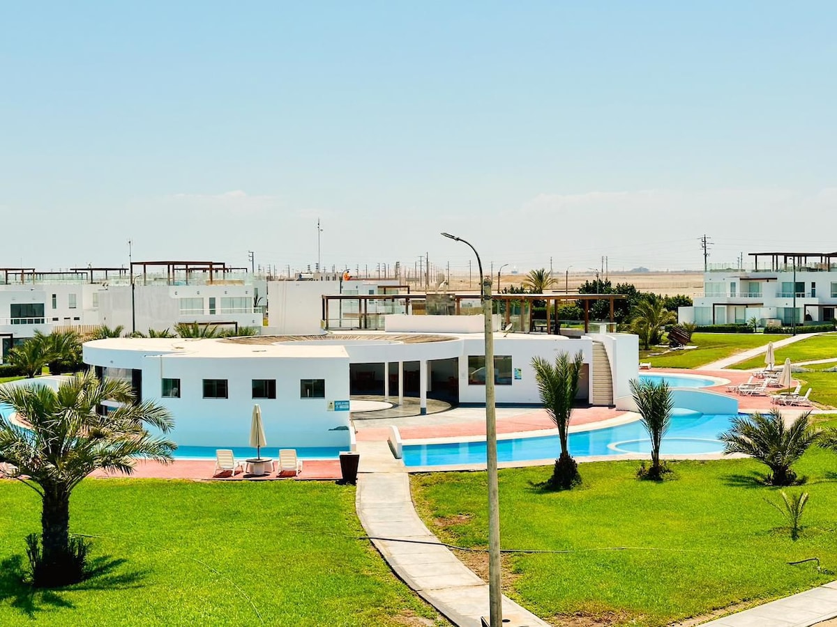 Casa de playa en Paracas, Condominio Sotavento