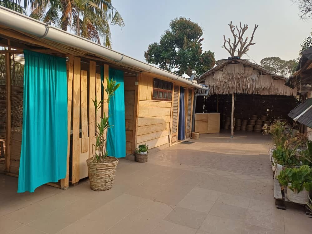 chambre en bois terrasse