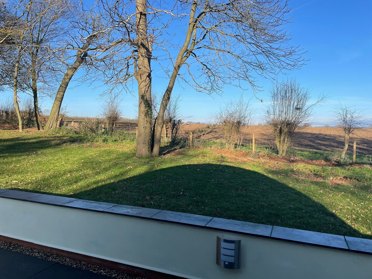 Unique - Restored Nissen Hut