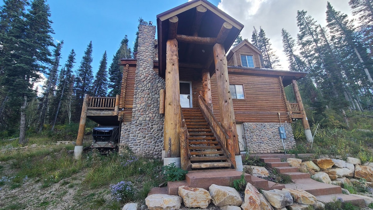 Tollgate Haven by Park City w/ 3 master bed suites