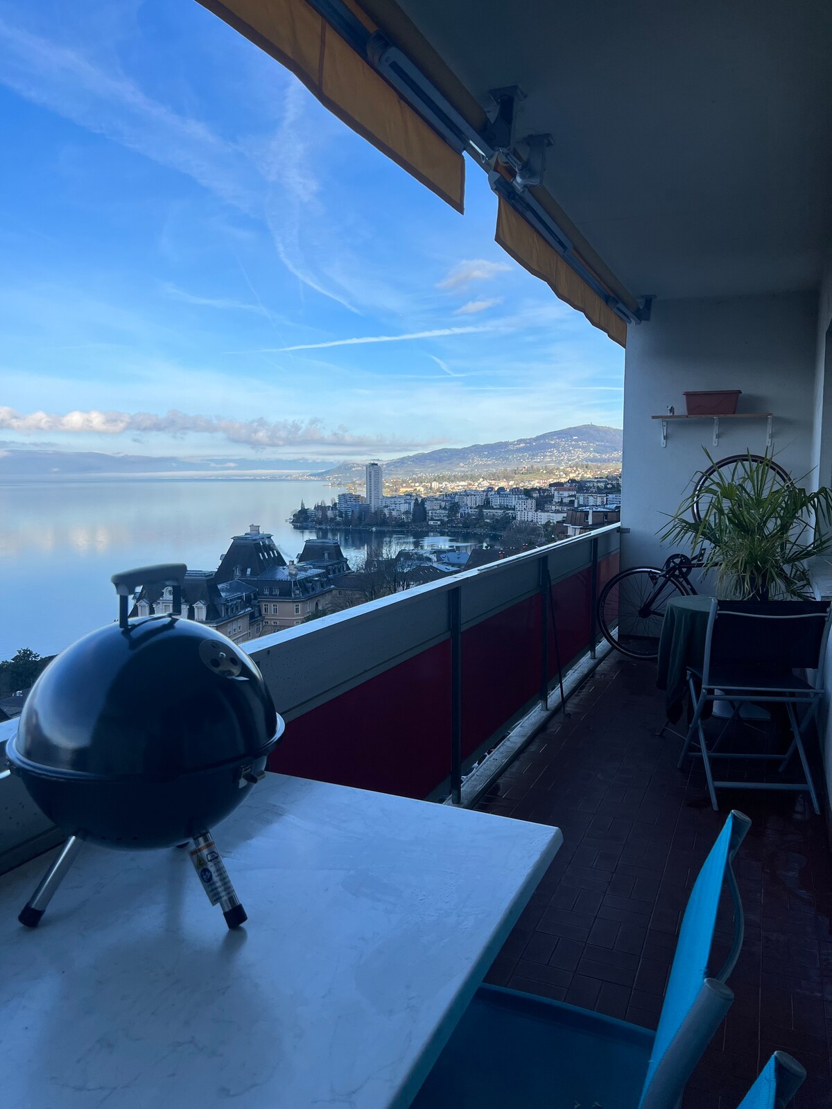 蒙特勒附近的公寓，可欣赏日内瓦湖的美景