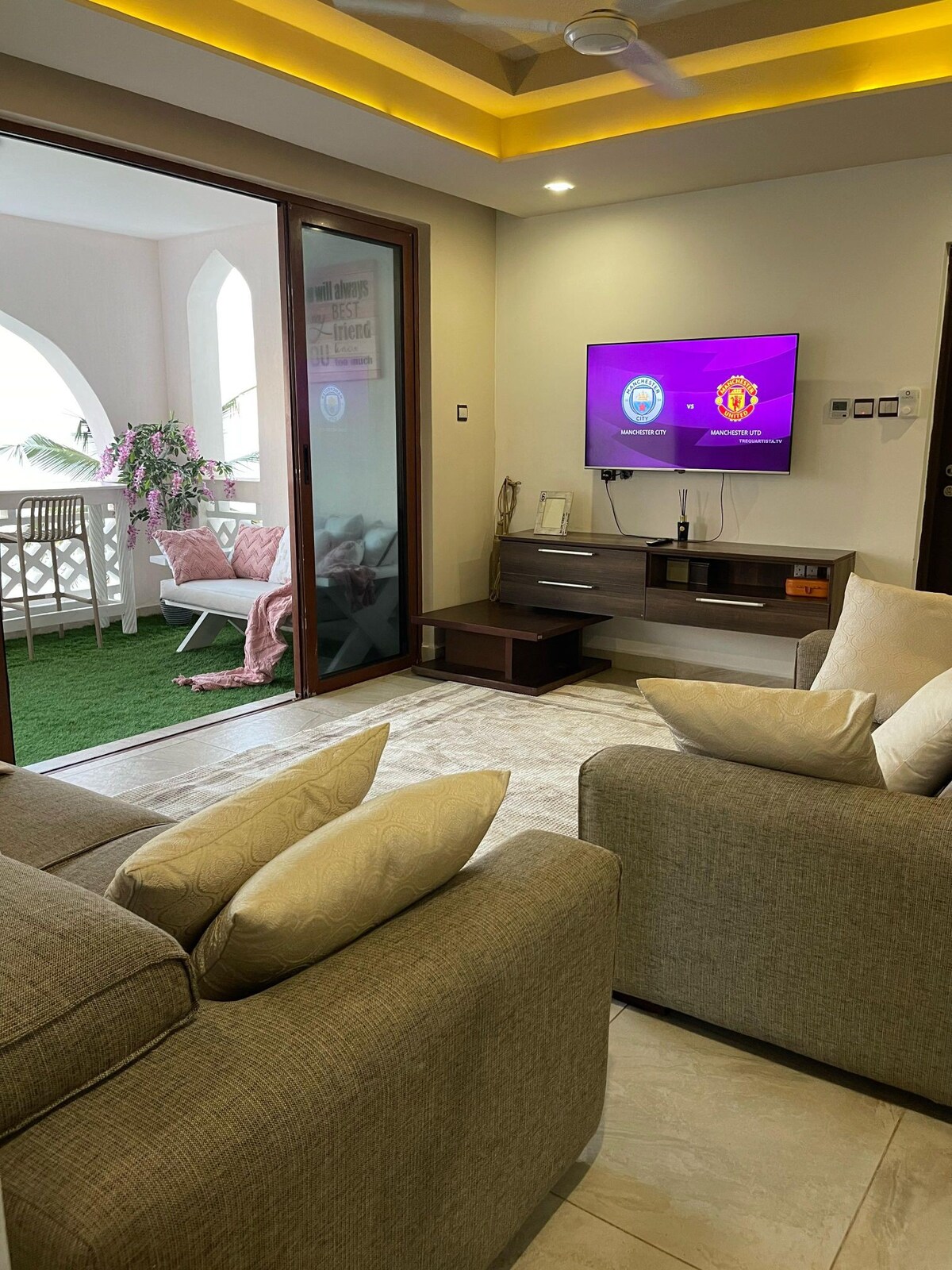 Luxurious comfy Shanzu Home