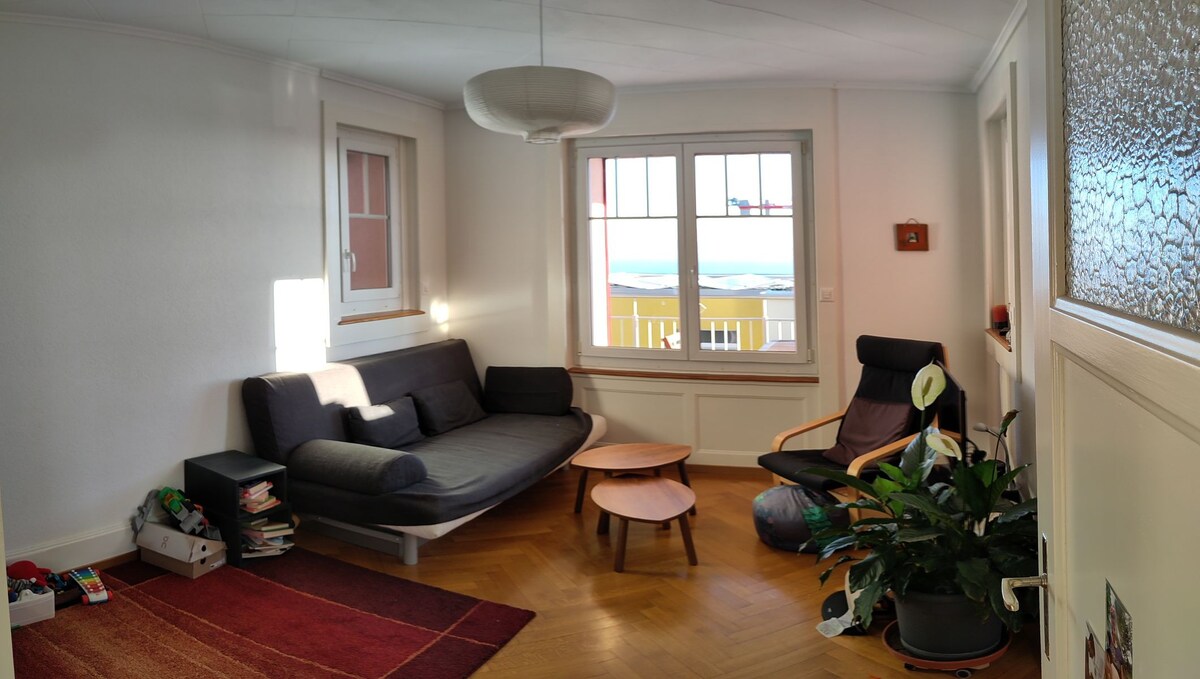 Lakeview apartment in Neuchâtel