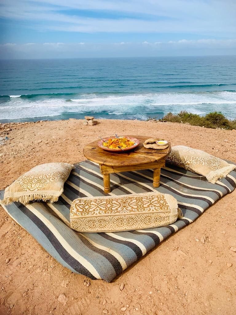 Au bord de la falaise enchantée