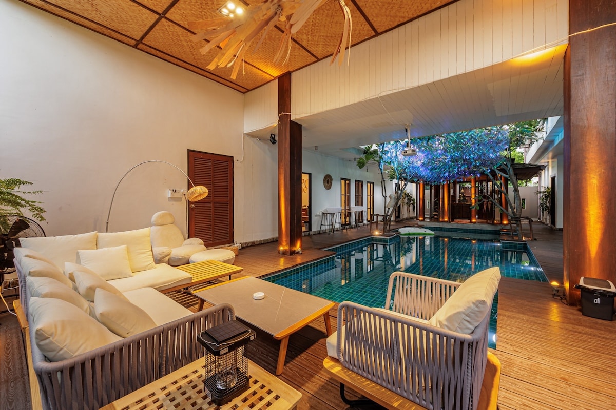 泰式古典风格  绝美泳池 四房六卫 米其林餐厅