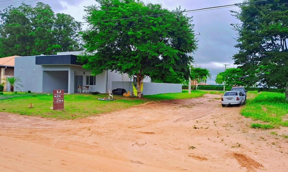 Casa linda e moderna.